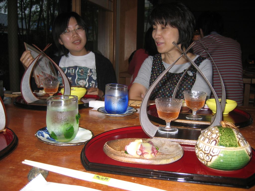 R8579 Osaka - restaurant specialise dans le poulpe - l aperitif et les amuses gueules