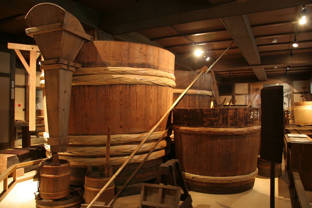 R9333 Kobe - Masamune fabrique de sake - musee