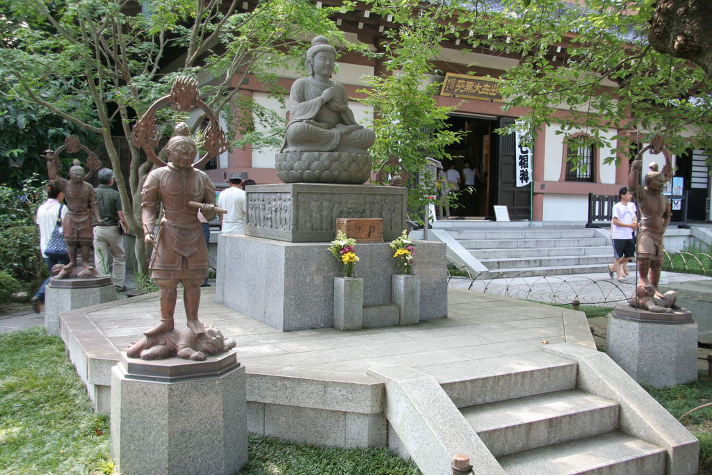 R0166_Kamakura_-_temple_hasa_dera.jpg
